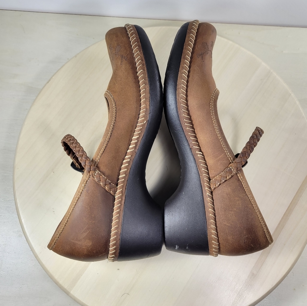 ECCO Sussex Brown Leather Floral Tooled Mary Jane Clogs Women’s size EU 39 - Picture 6 of 16